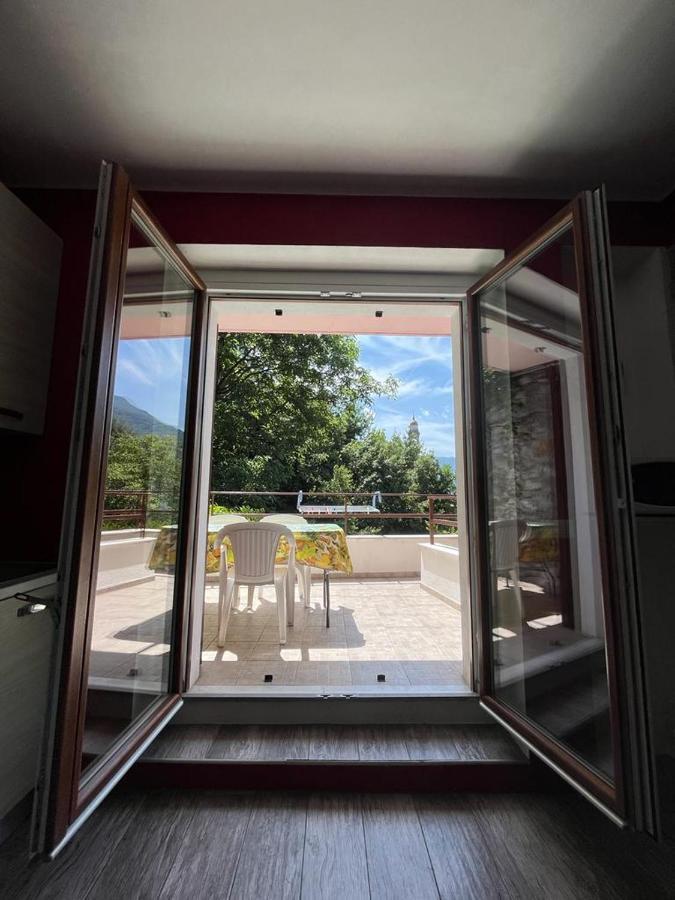 Giardino Sul Lago, La Vigna 内索 外观 照片
